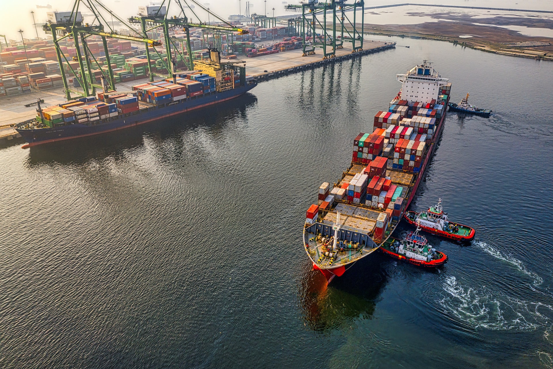 You are currently viewing Alur Pengiriman Barang ke Luar Negeri Via Indoshipping