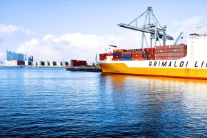 Read more about the article Peran Jasa Pengiriman Barang ke Luar Negeri di Medan untuk Bisnis